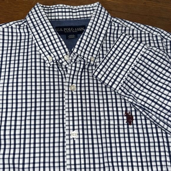 U.S. Polo Assn. Button Down Shirt Men's L Blue White Checkered Plaid Long Sleeve - Picture 1 of 6